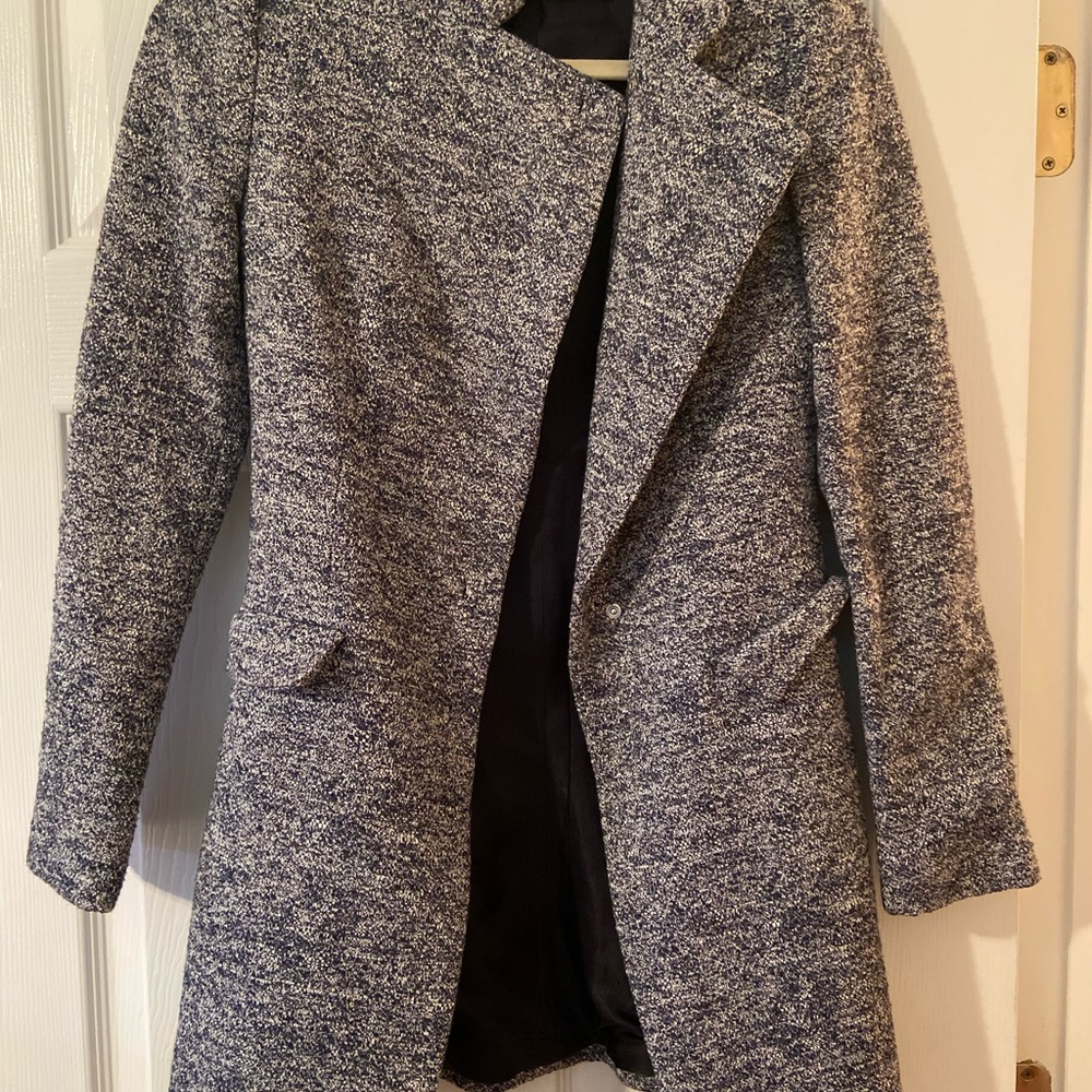 Coat - Picture 2 of 4